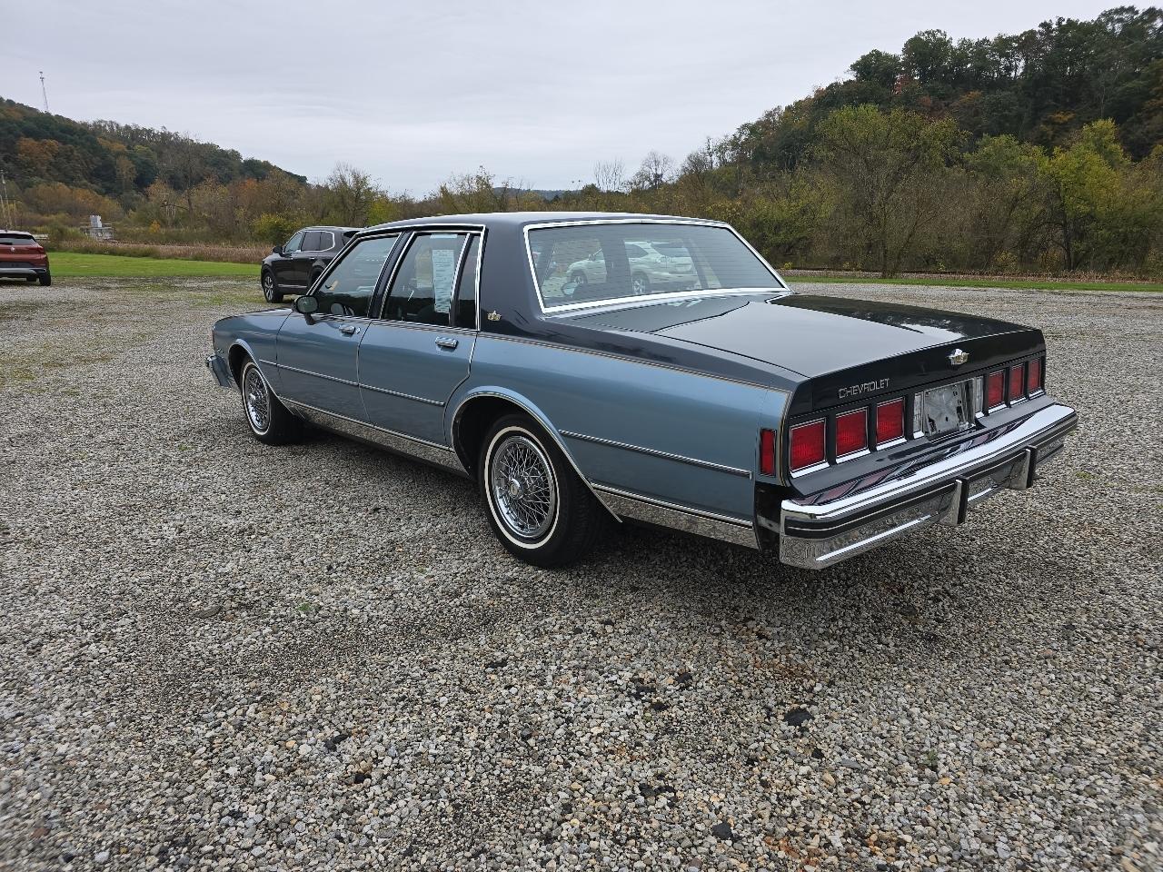 Chevrolet Caprice Classic Sedan 1985