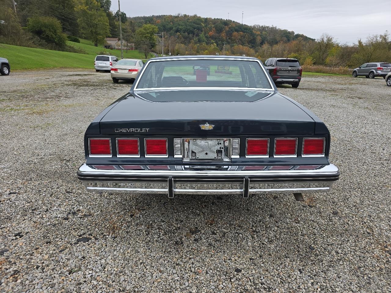 Chevrolet Caprice Classic Sedan 1985