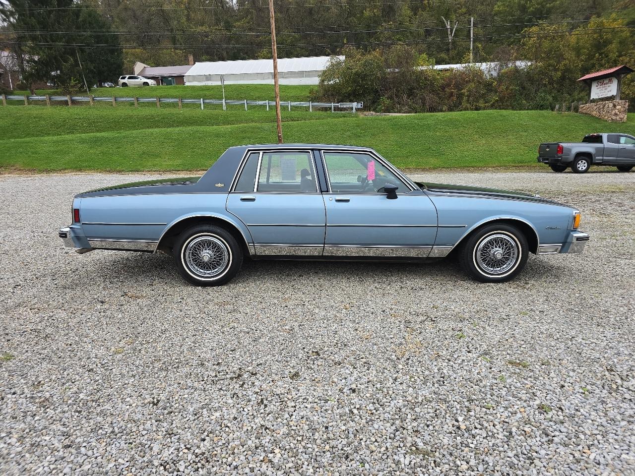 Chevrolet Caprice Classic Sedan 1985