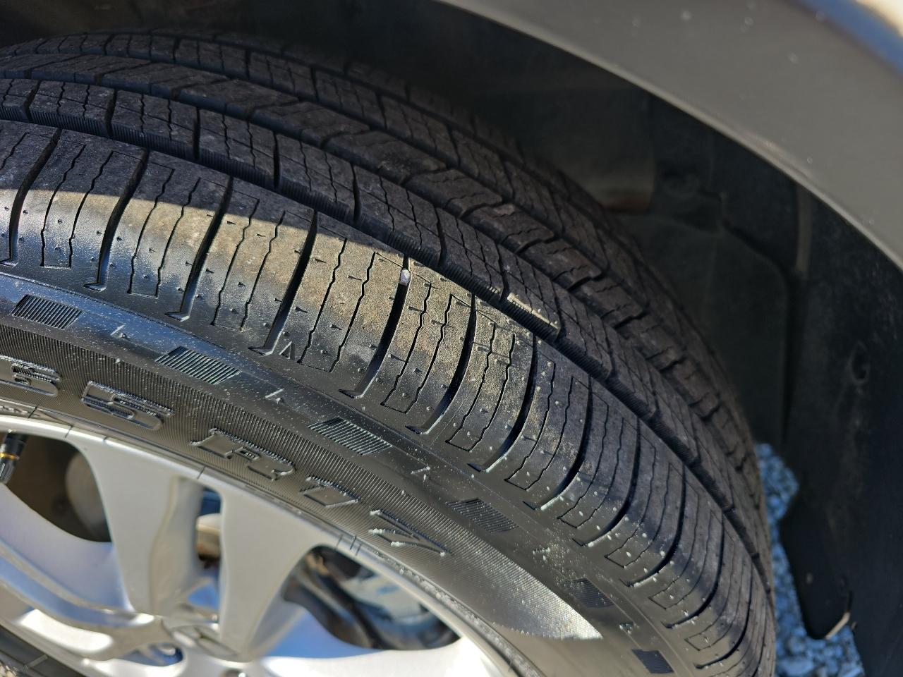 Honda CR-V EX 4WD 5-Speed AT 2010