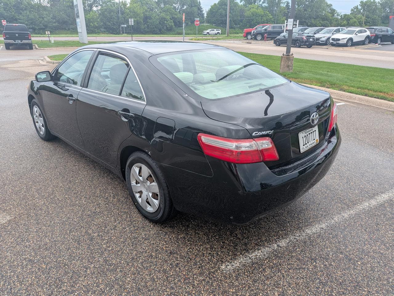 Toyota Camry 2014.5 4dr Sdn I4 Auto LE (Natl) 2009