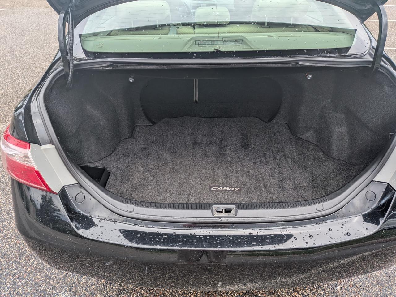 Toyota Camry 2014.5 4dr Sdn I4 Auto LE (Natl) 2009