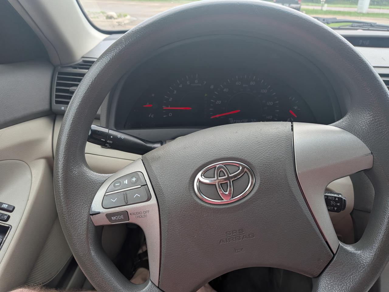 Toyota Camry 2014.5 4dr Sdn I4 Auto LE (Natl) 2009