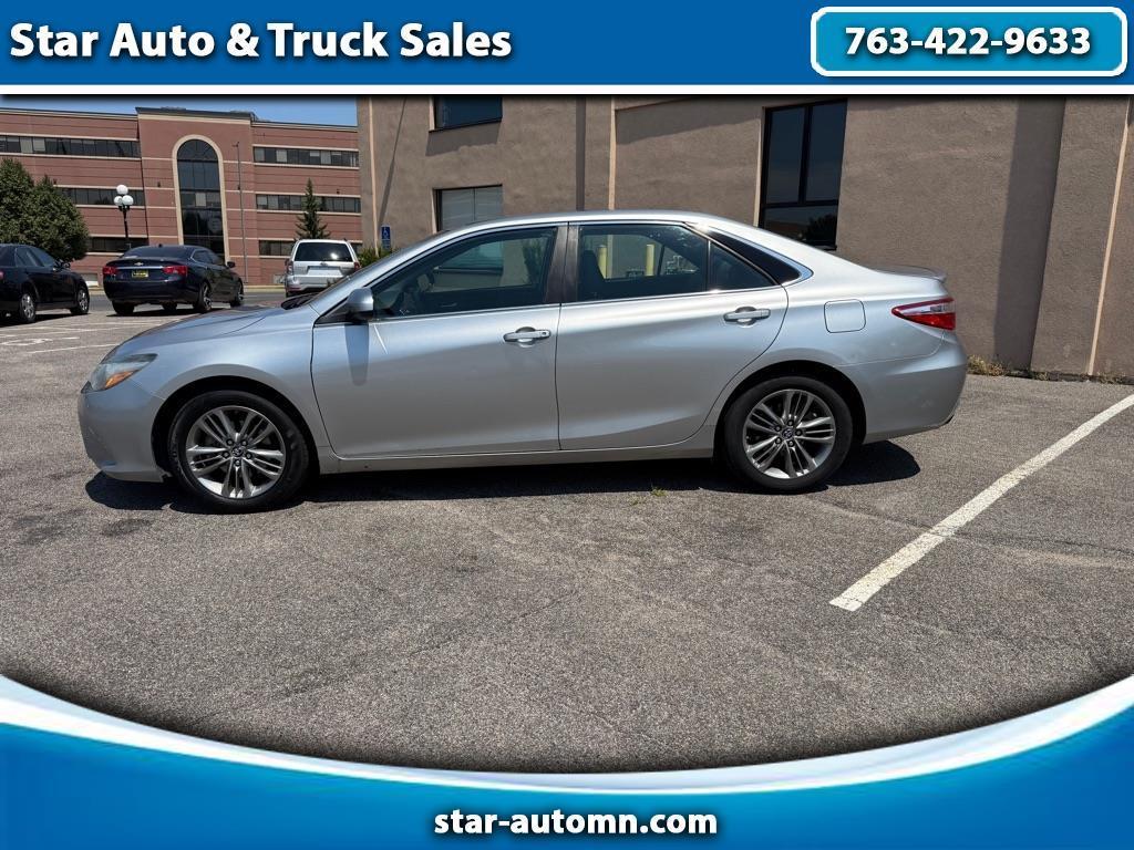 2015 Toyota Camry SE 4D Sedan