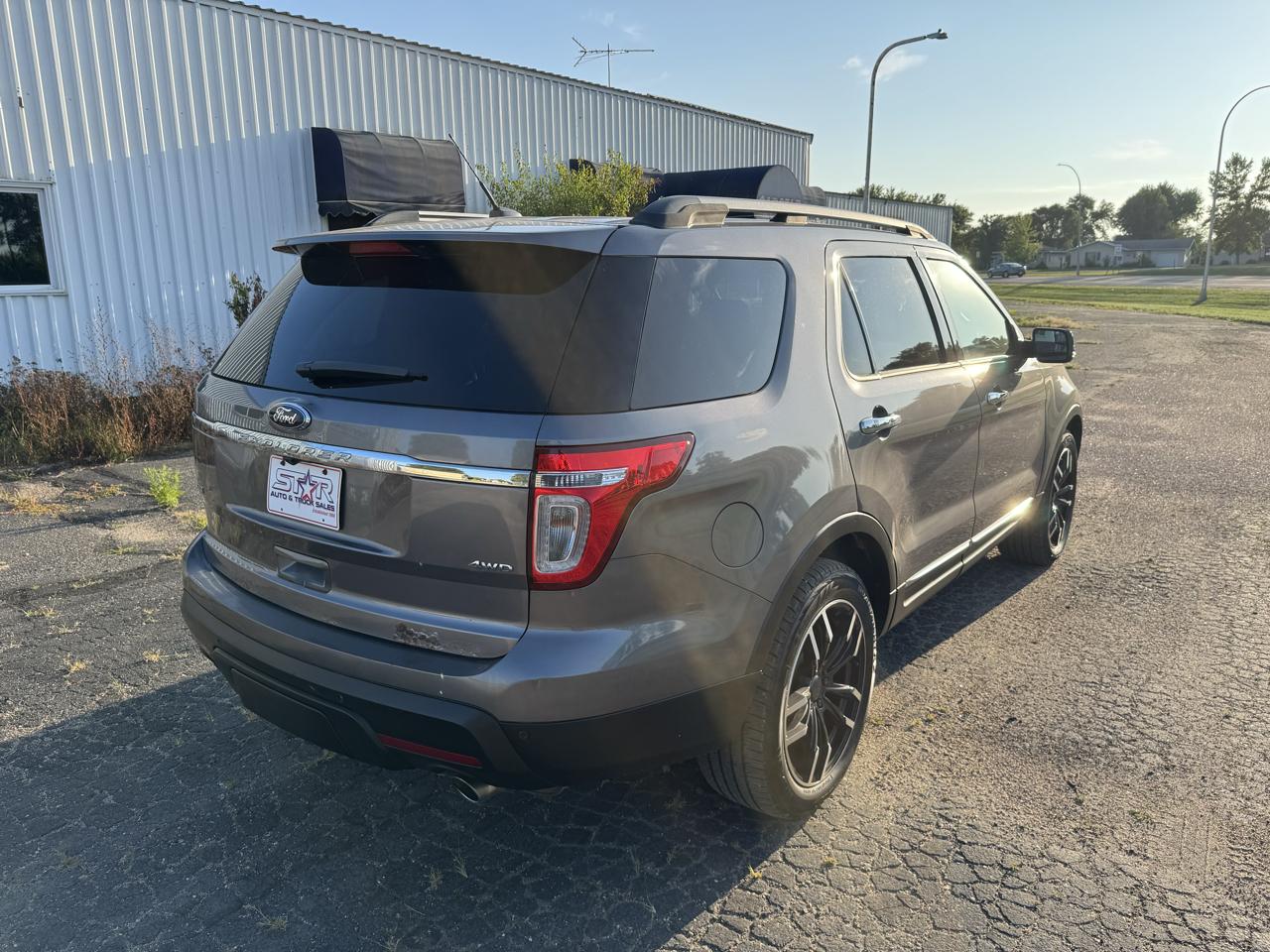 Ford Explorer XLT 4WD 2013