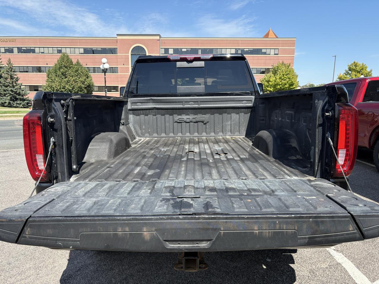 GMC Sierra 3500HD AT4 Crew Cab 4WD 2022