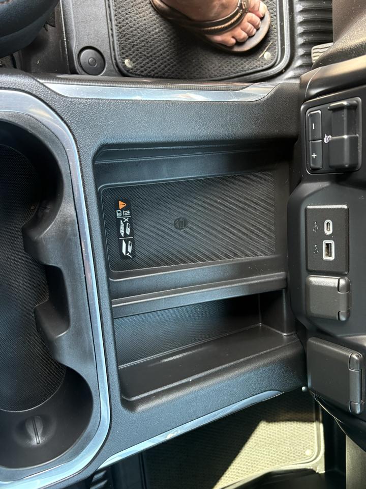 GMC Sierra 3500HD AT4 Crew Cab 4WD 2022