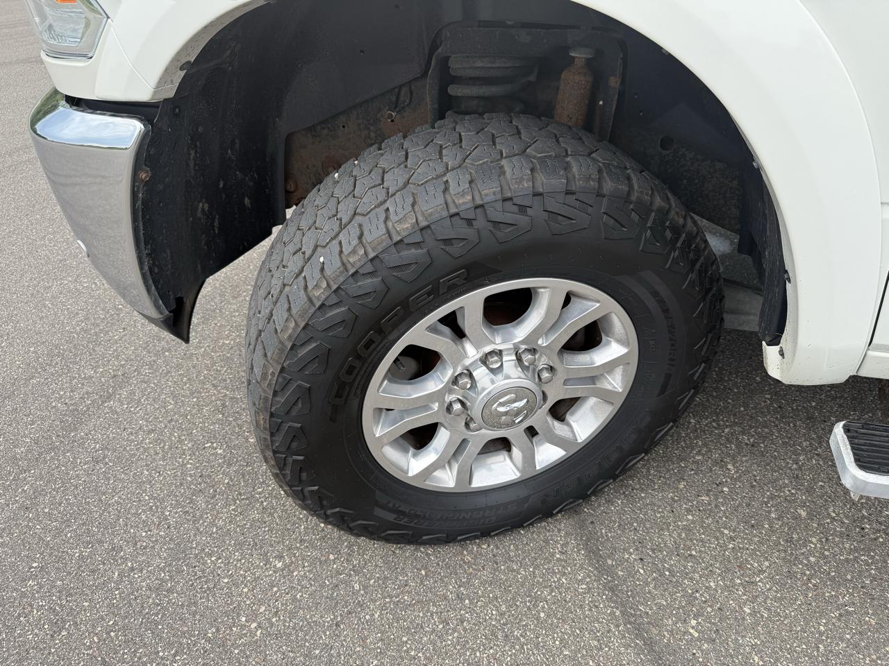 RAM 2500 Laramie Crew Cab SWB 4WD 2018