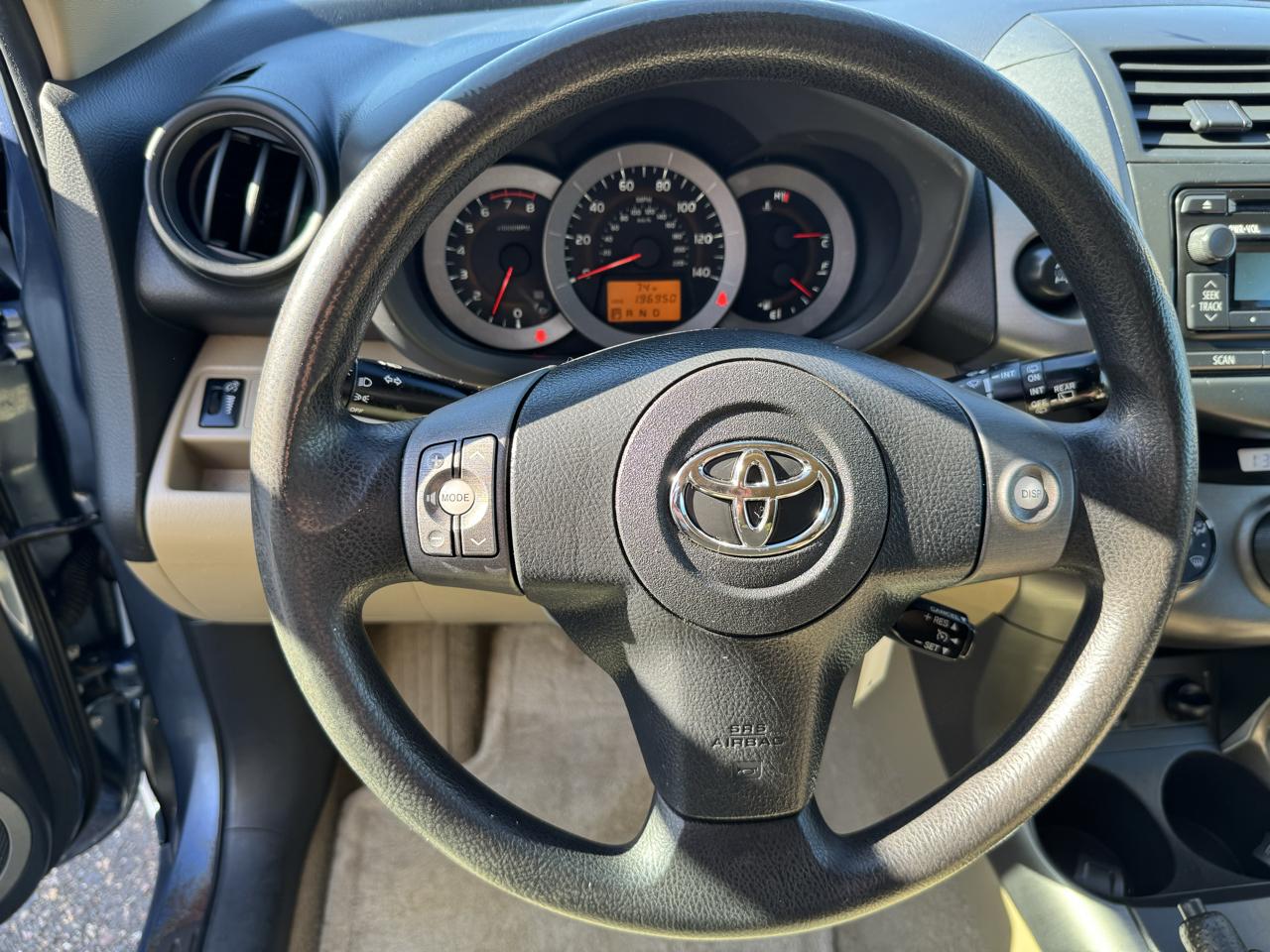 Toyota RAV4 Base I4 4WD 2012
