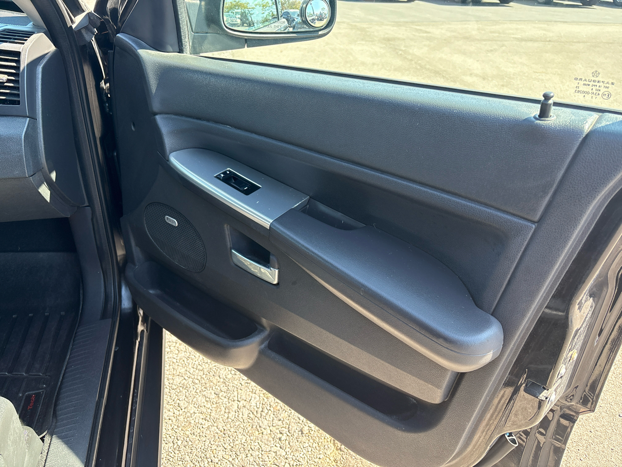 Jeep Grand Cherokee 4WD 4dr Laredo 2009 Jeep Grand Cherokee 4WD 4dr Laredo 2009