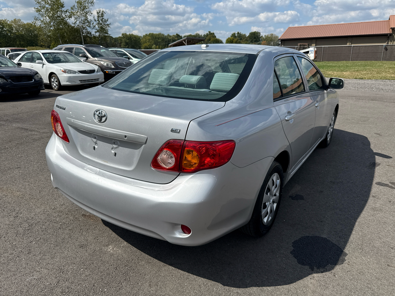 Toyota Corolla 4dr Sdn Man (Natl) 2010 Toyota Corolla 4dr Sdn Man (Natl) 2010