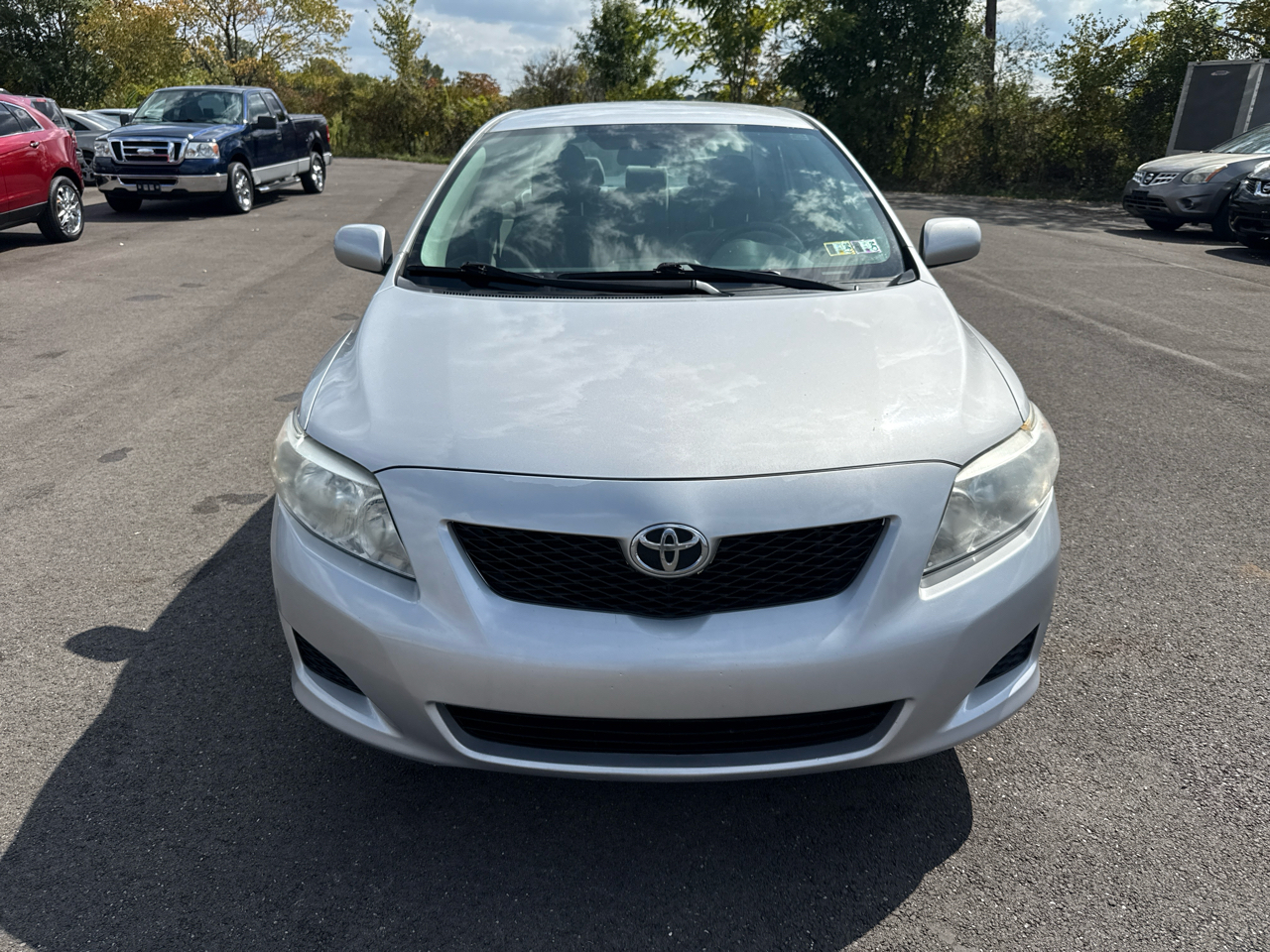 2010 Toyota Corolla photo 3