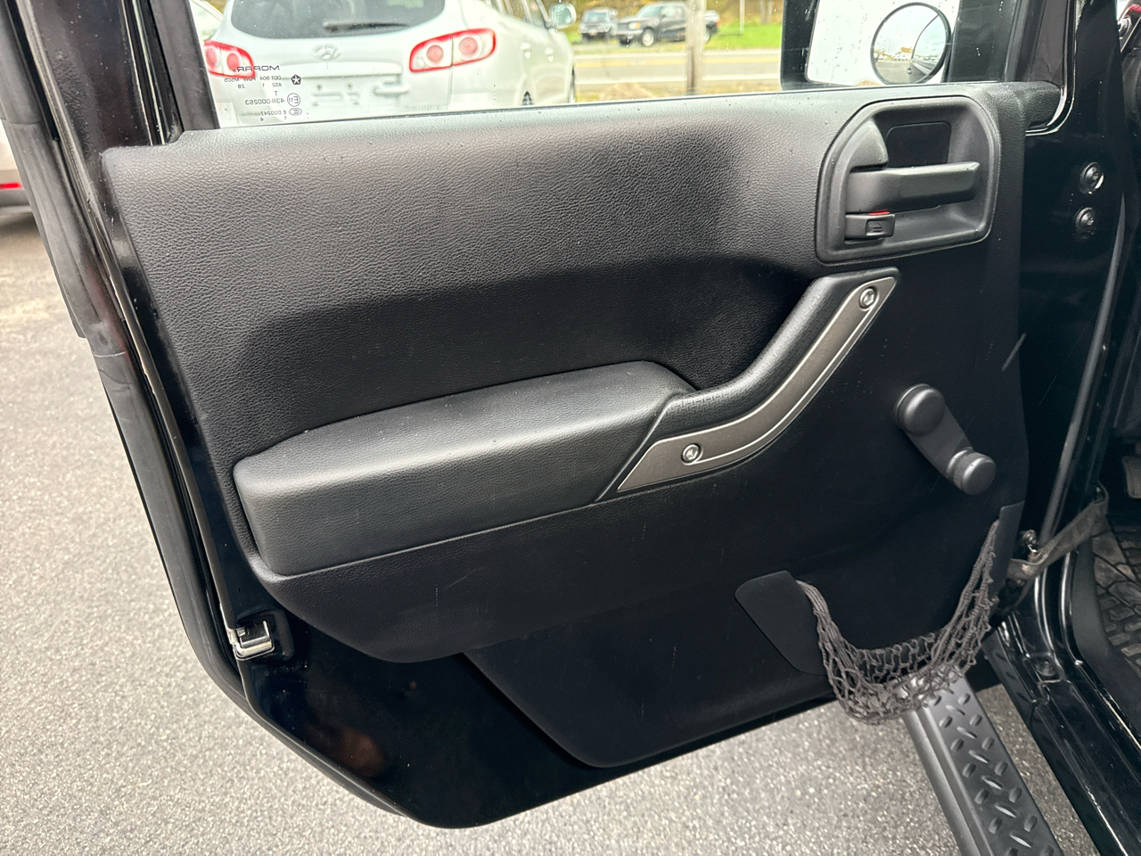 Jeep Wrangler 4WD 2dr Sport 2011 Jeep Wrangler 4WD 2dr Sport 2011