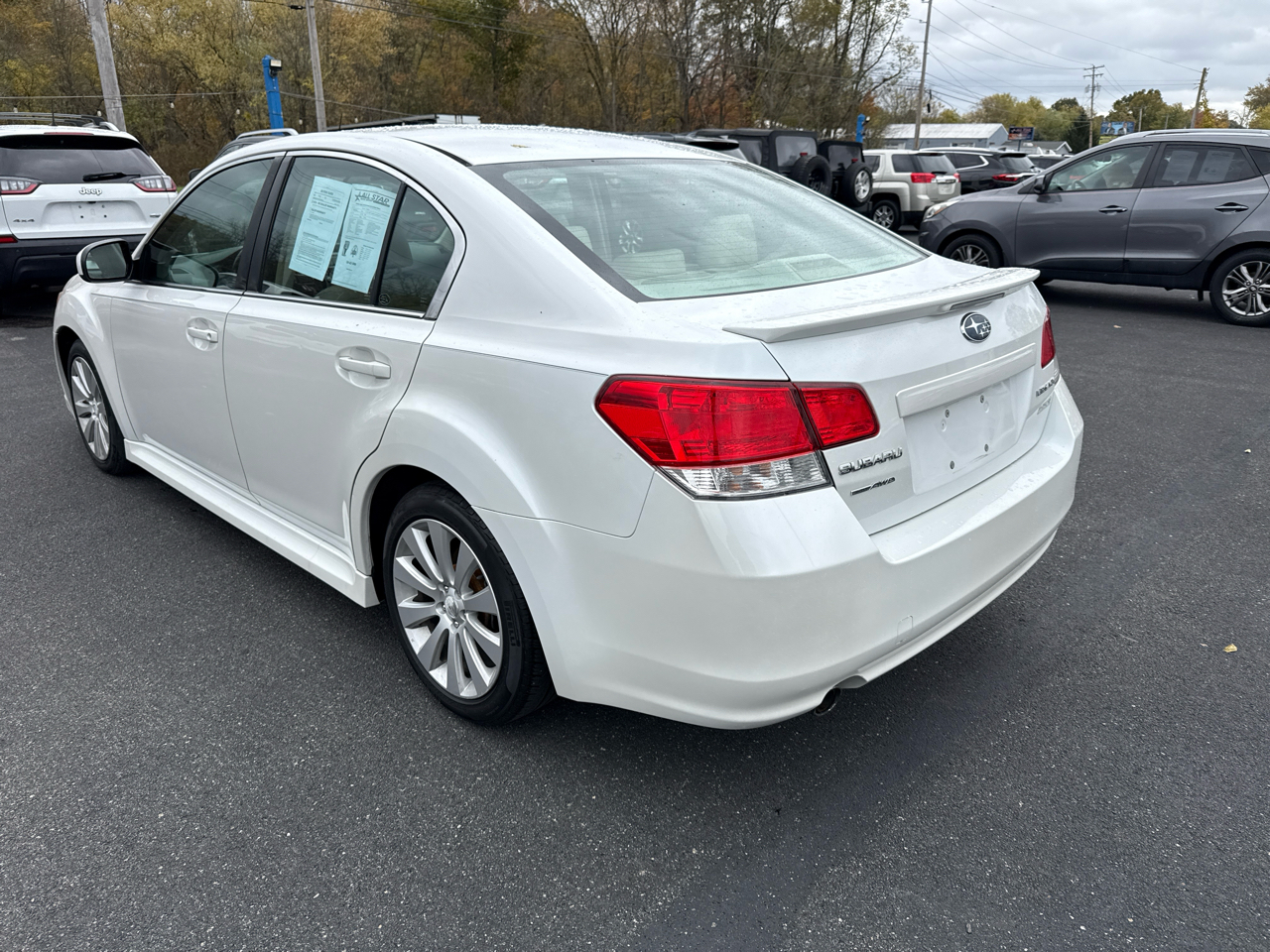 Subaru Legacy 4dr Sdn H4 Auto 2.5i Limited Moon 2010 Subaru Legacy 4dr Sdn H4 Auto 2.5i Limited Moon 2010