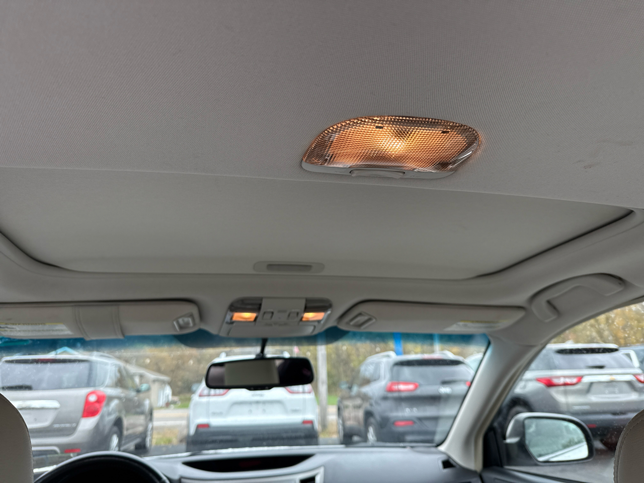 Subaru Legacy 4dr Sdn H4 Auto 2.5i Limited Moon 2010 Subaru Legacy 4dr Sdn H4 Auto 2.5i Limited Moon 2010