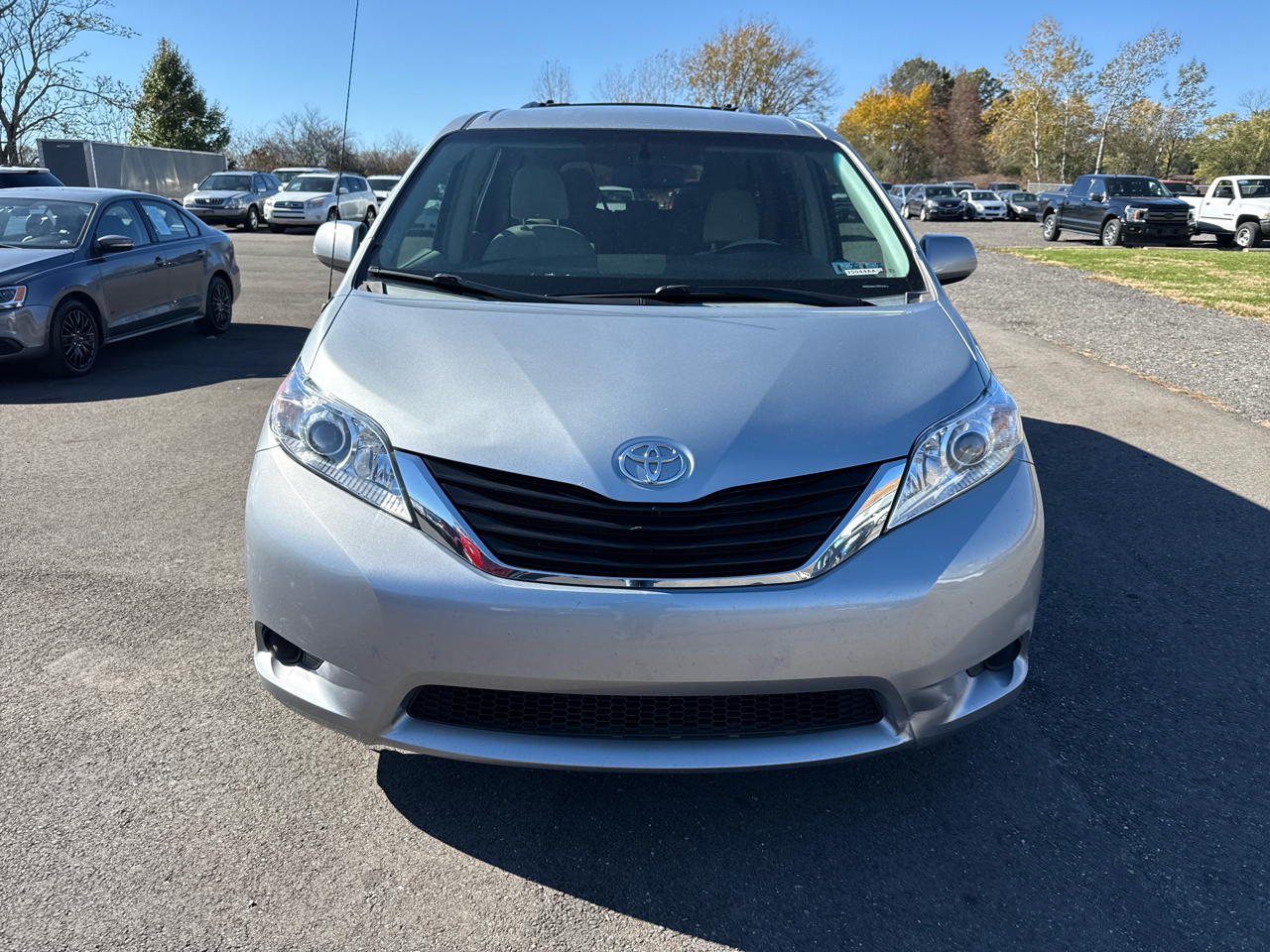 Toyota Sienna 5dr 7-Pass Van V6 LE AWD (Natl) 2014 Toyota Sienna 5dr 7-Pass Van V6 LE AWD (Natl) 2014