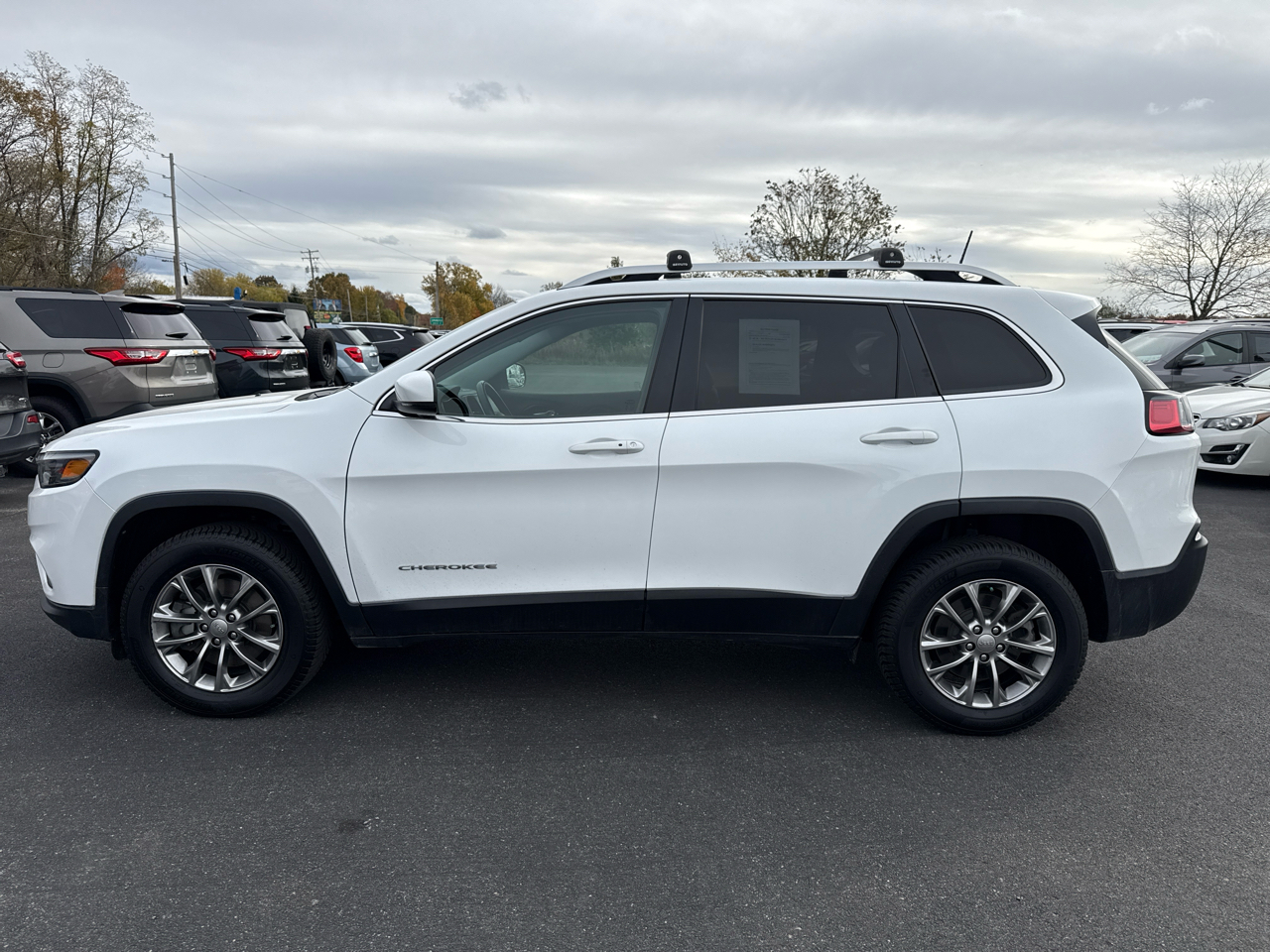 Jeep Cherokee Latitude Plus 4x4 2020 Jeep Cherokee Latitude Plus 4x4 2020