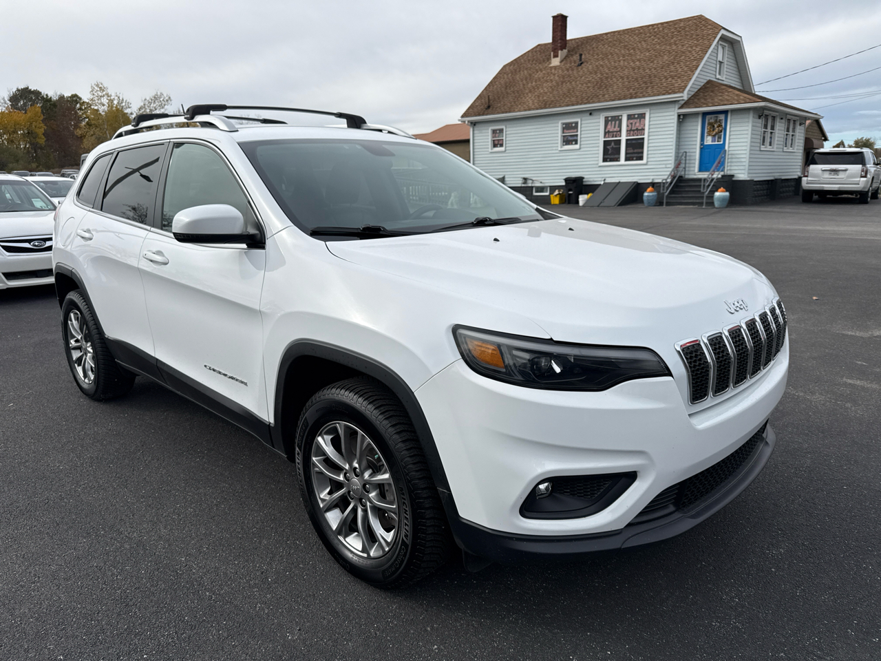 Jeep Cherokee Latitude Plus 4x4 2020 Jeep Cherokee Latitude Plus 4x4 2020