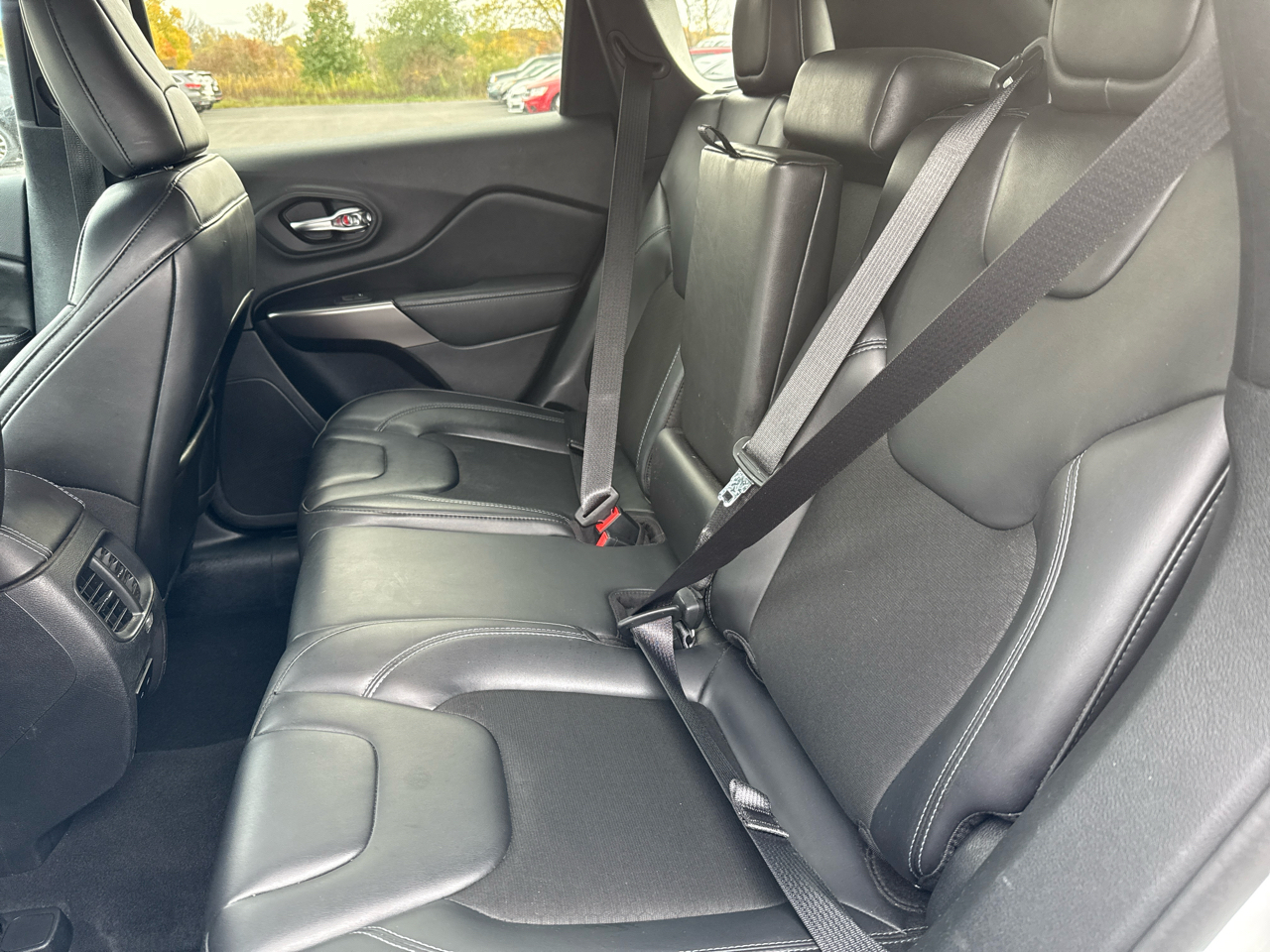 Jeep Cherokee Latitude Plus 4x4 2020 Jeep Cherokee Latitude Plus 4x4 2020