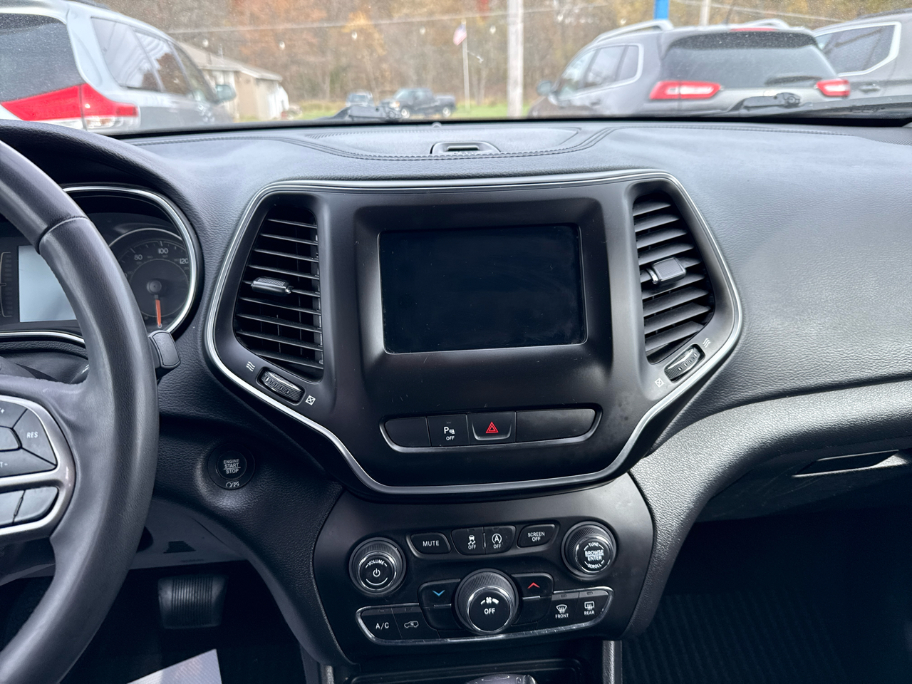 Jeep Cherokee Latitude Plus 4x4 2020 Jeep Cherokee Latitude Plus 4x4 2020