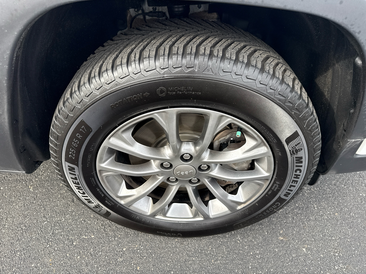 Jeep Cherokee Latitude Plus 4x4 2020 Jeep Cherokee Latitude Plus 4x4 2020