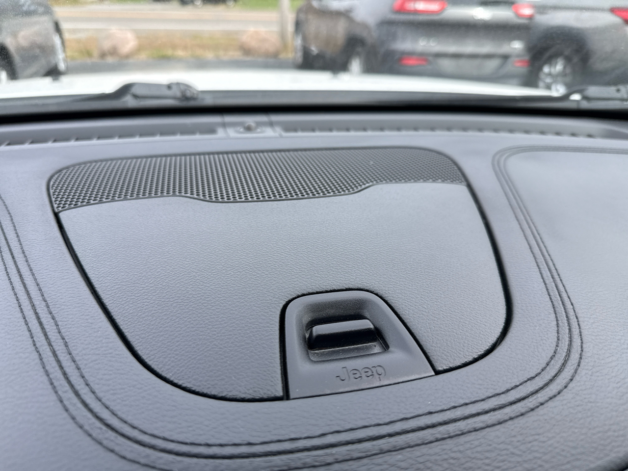 Jeep Cherokee Latitude Plus 4x4 2020 Jeep Cherokee Latitude Plus 4x4 2020