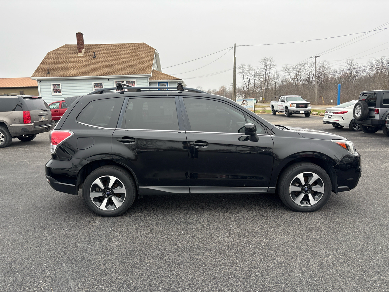 Subaru Forester 2.5i Limited CVT 2017
