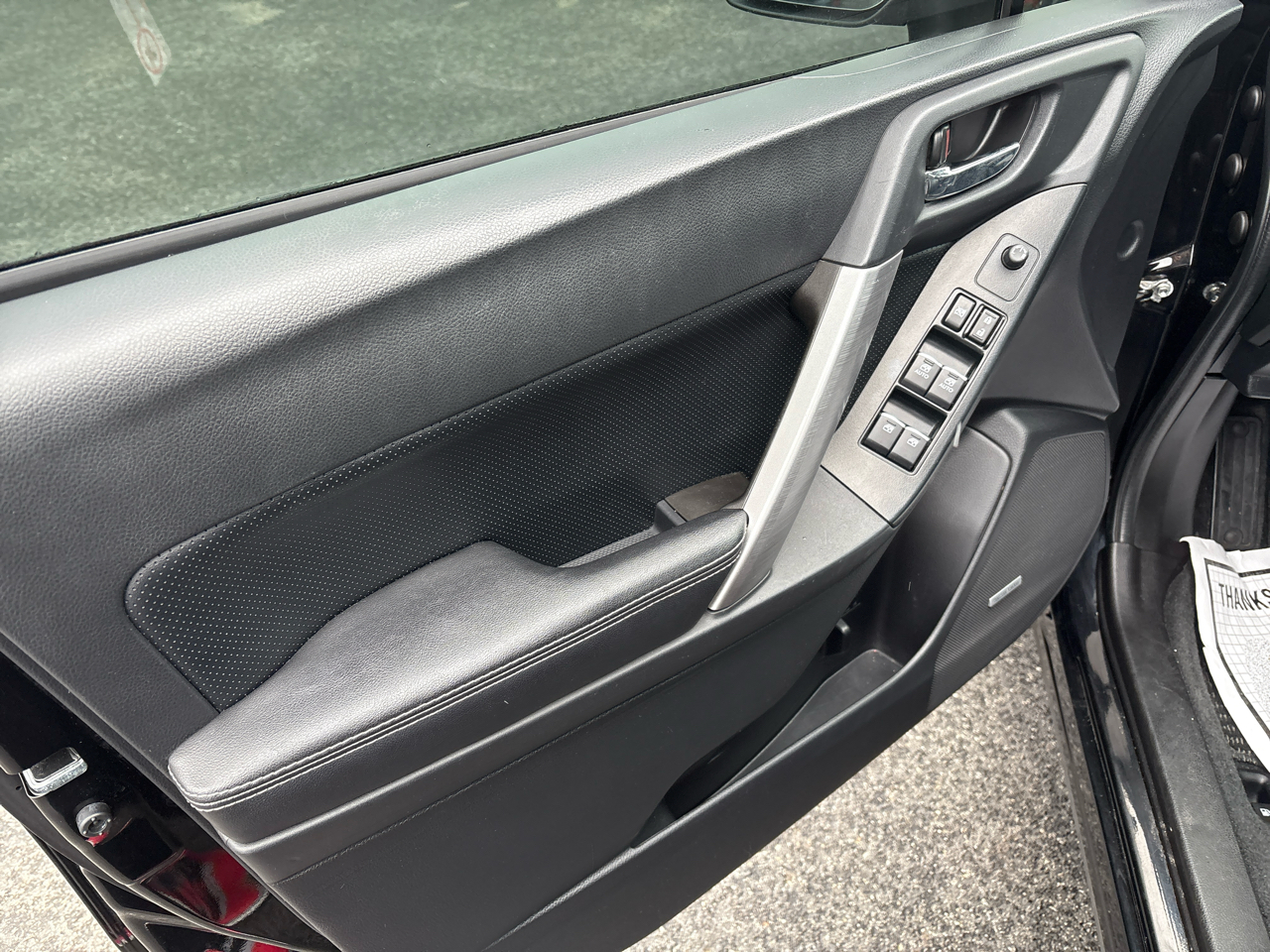 Subaru Forester 2.5i Limited CVT 2017