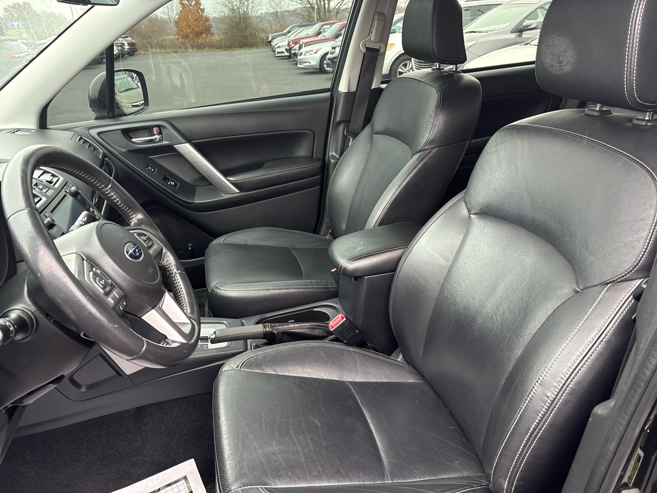 Subaru Forester 2.5i Limited CVT 2017