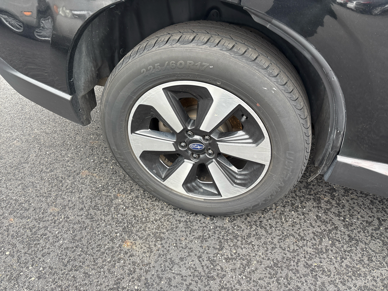 Subaru Forester 2.5i Limited CVT 2017