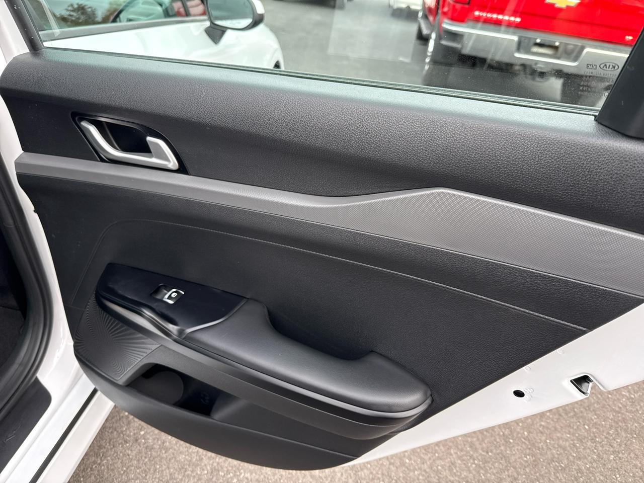 Kia K5 LXS Auto FWD 2021 Kia K5 LXS Auto FWD 2021