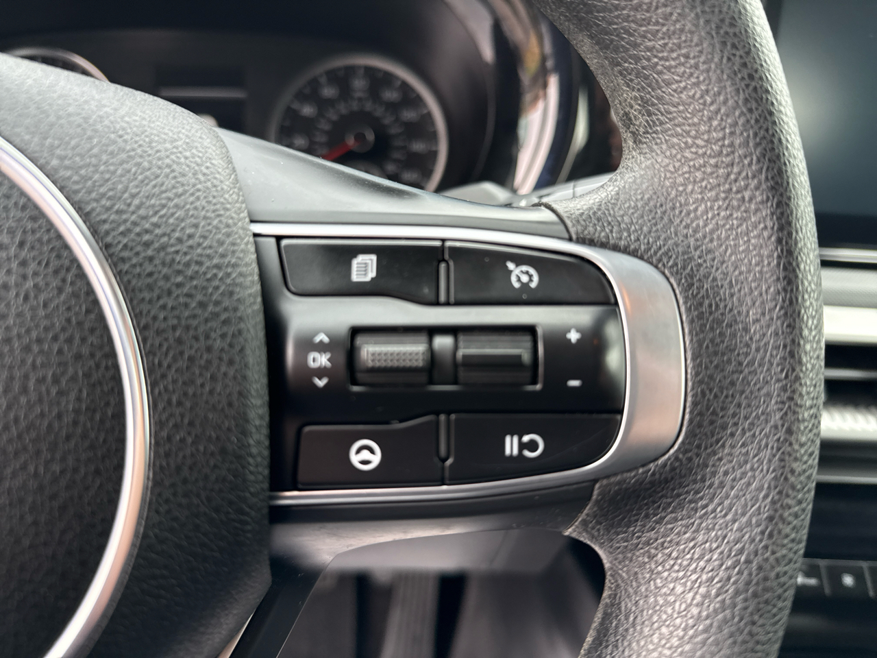 Kia K5 LXS Auto FWD 2021 Kia K5 LXS Auto FWD 2021