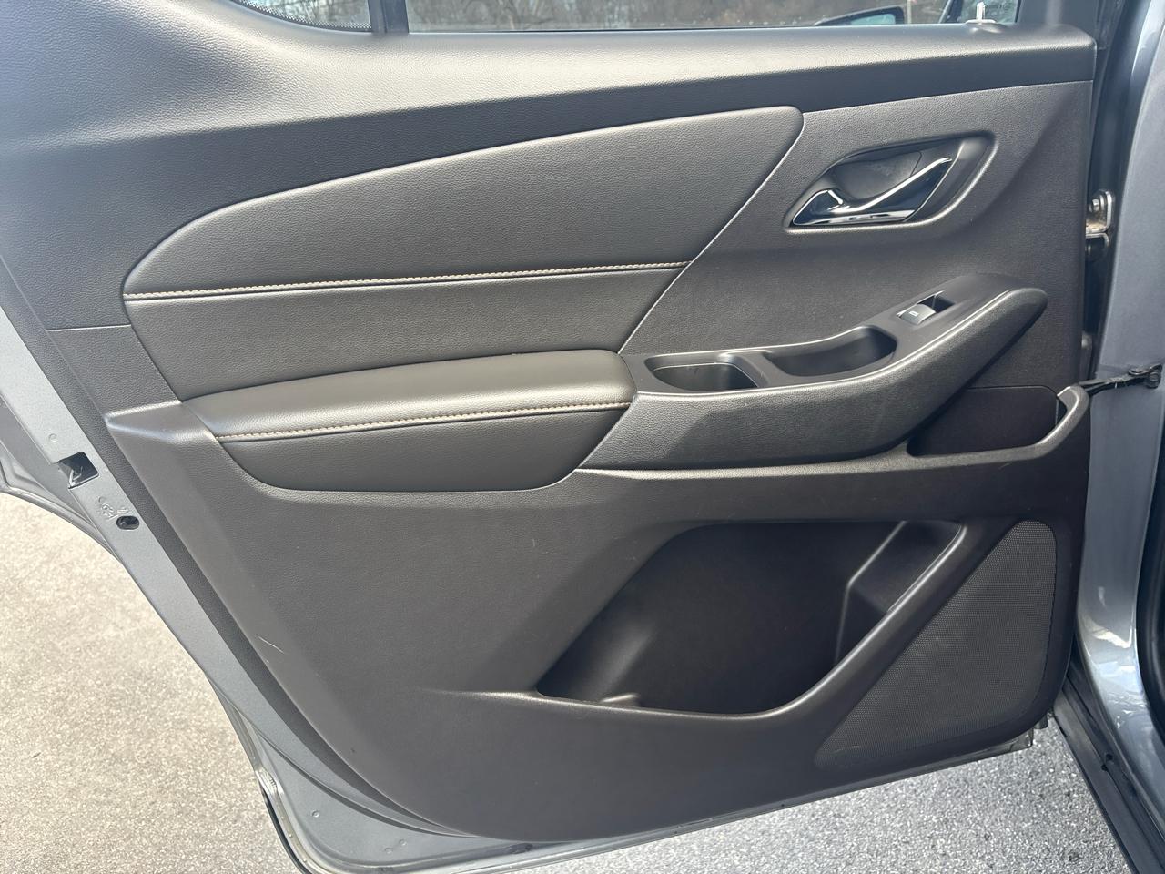 Chevrolet Traverse AWD 4dr LS w/1LS 2019