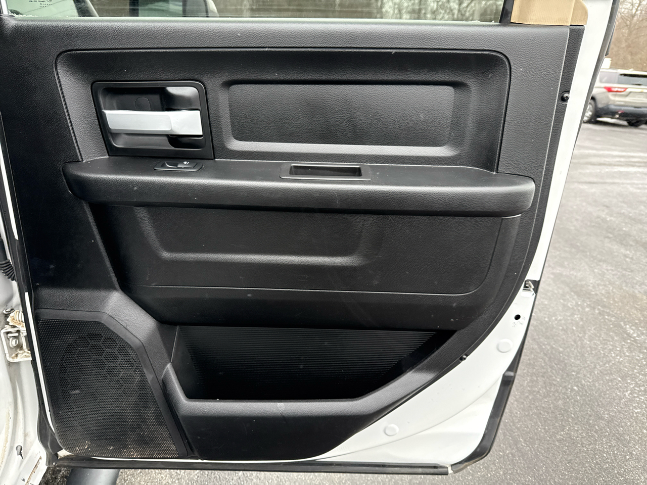 RAM 3500 Chassis Cab Tradesman 2WD Crew Cab 60" CA 172.4" WB 2019