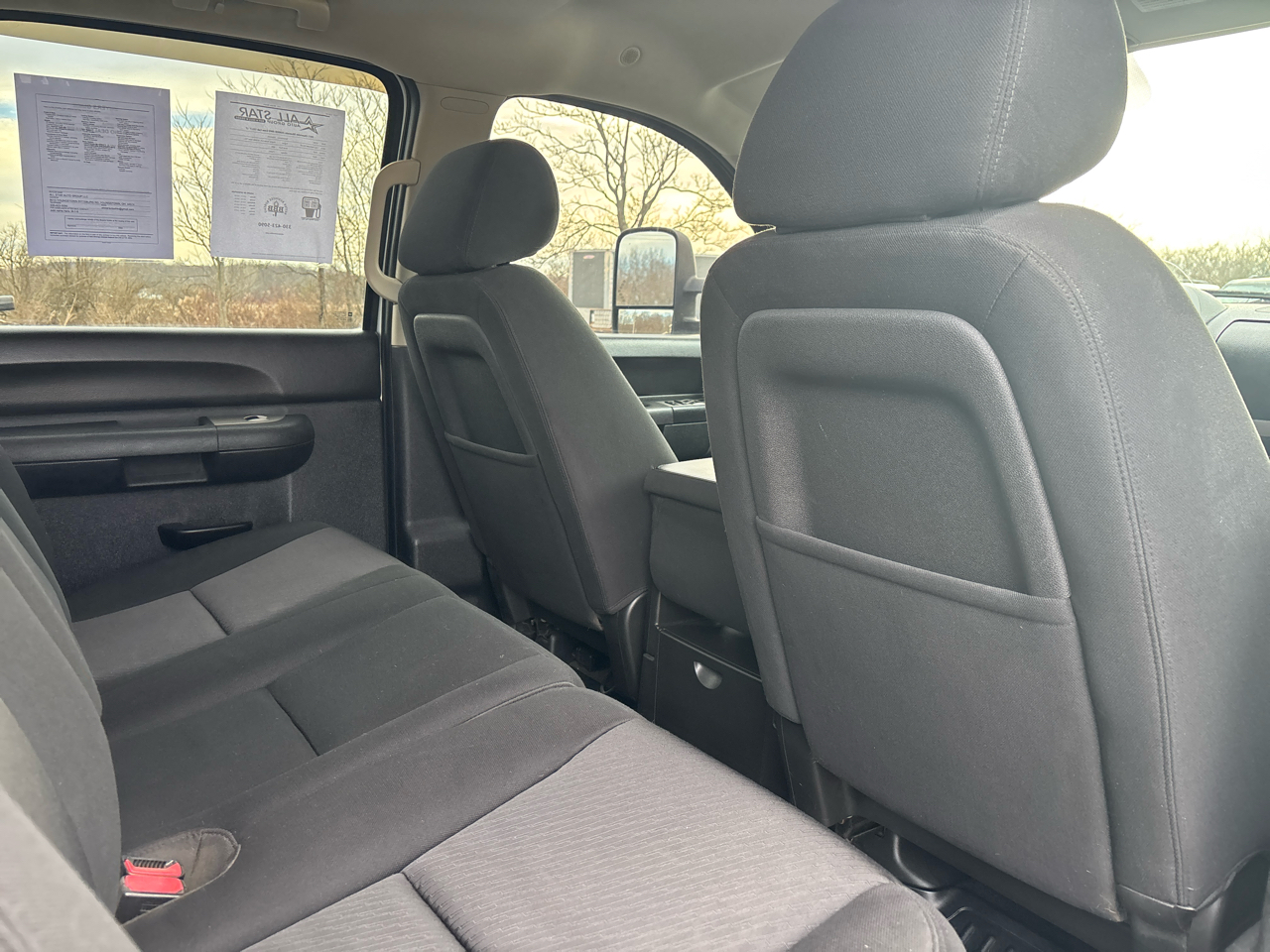 Chevrolet Silverado 2500HD 4WD Crew Cab 153.7" LT 2011