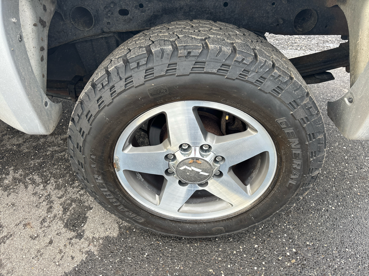 Chevrolet Silverado 2500HD 4WD Crew Cab 153.7" LT 2011