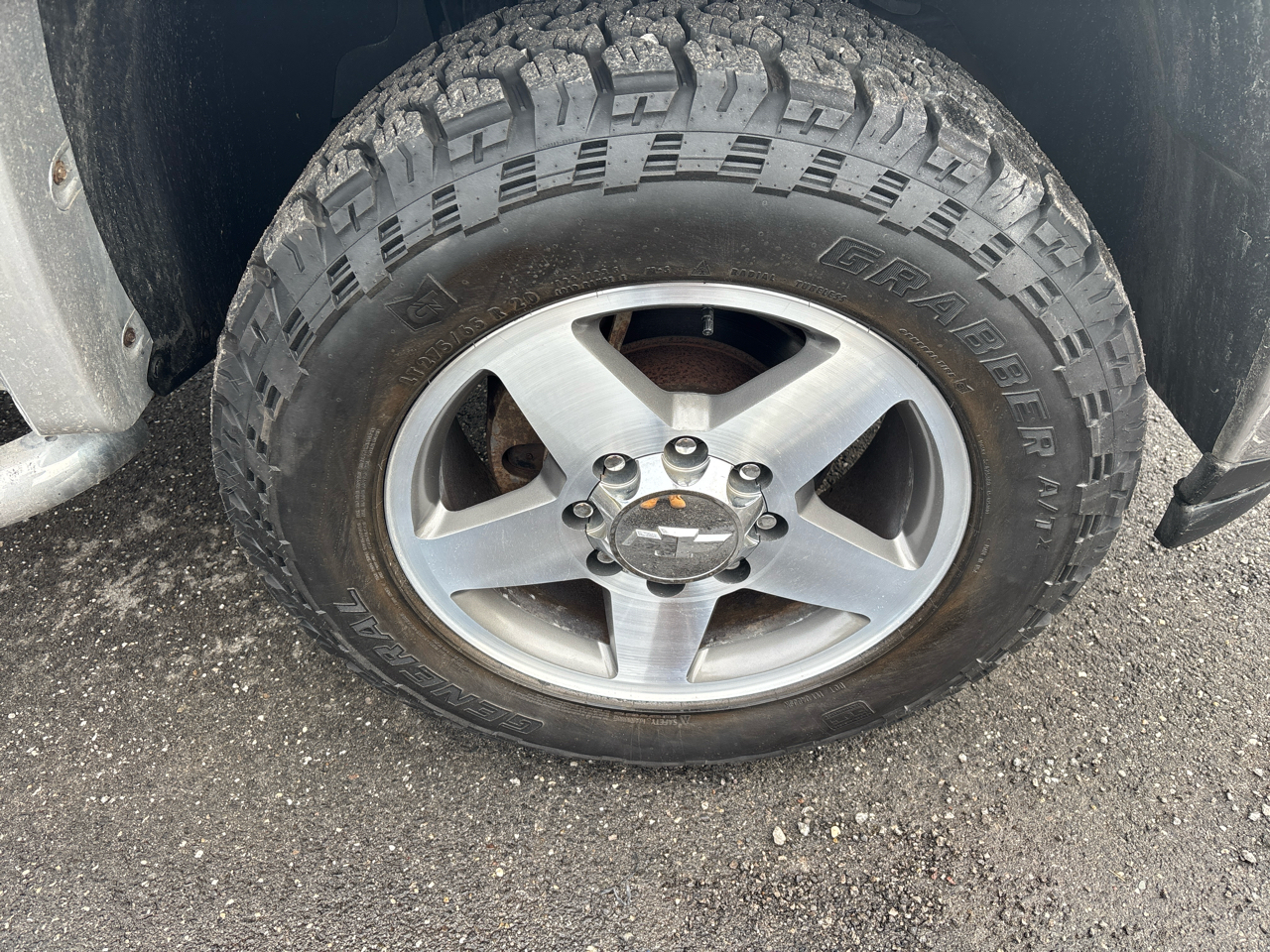 Chevrolet Silverado 2500HD 4WD Crew Cab 153.7" LT 2011