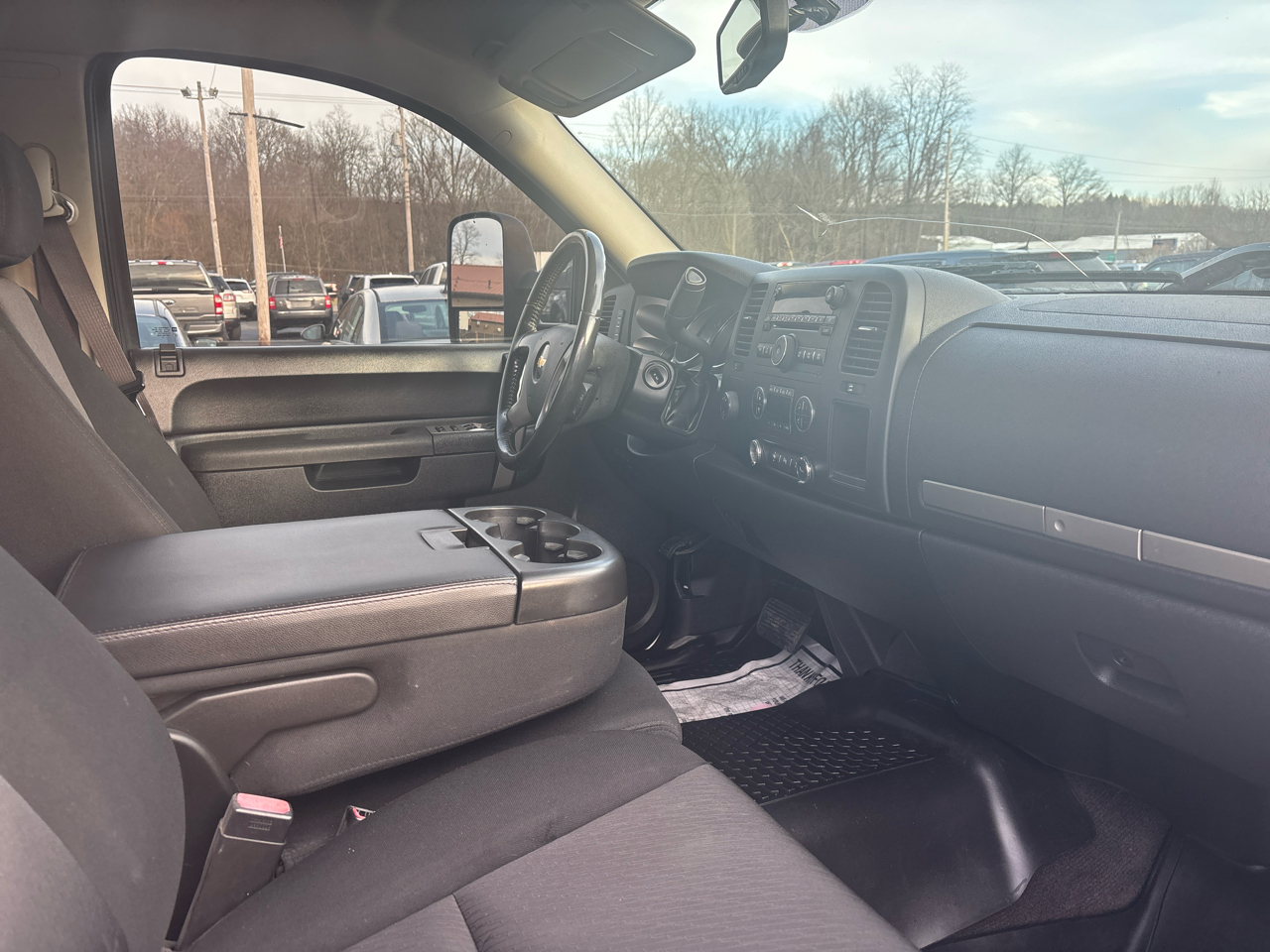Chevrolet Silverado 2500HD 4WD Crew Cab 153.7" LT 2011