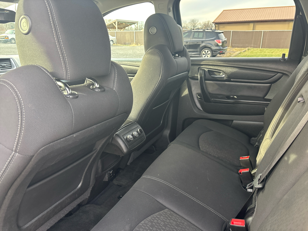 GMC Acadia FWD 4dr SLE1 2014