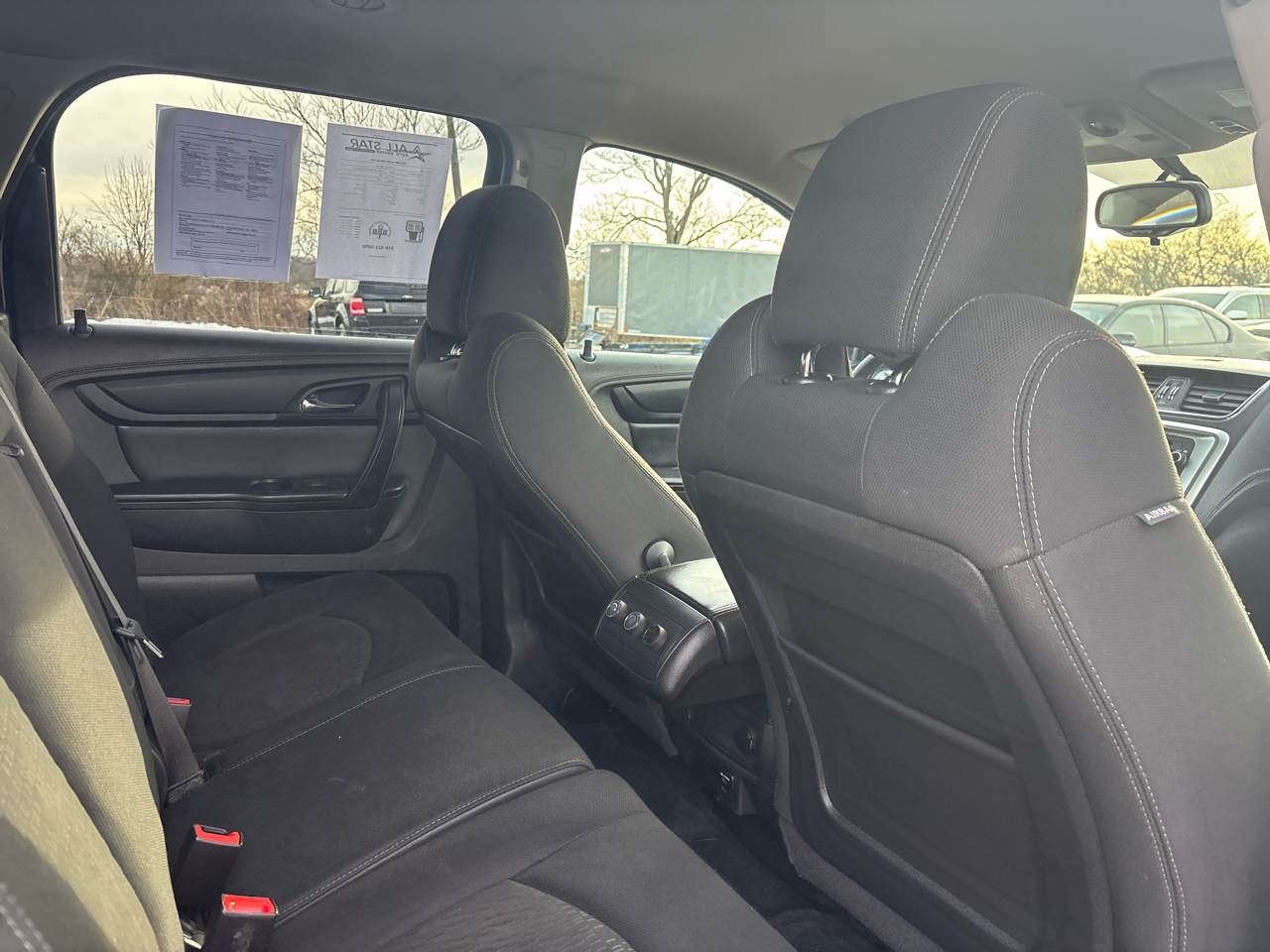 GMC Acadia FWD 4dr SLE1 2014