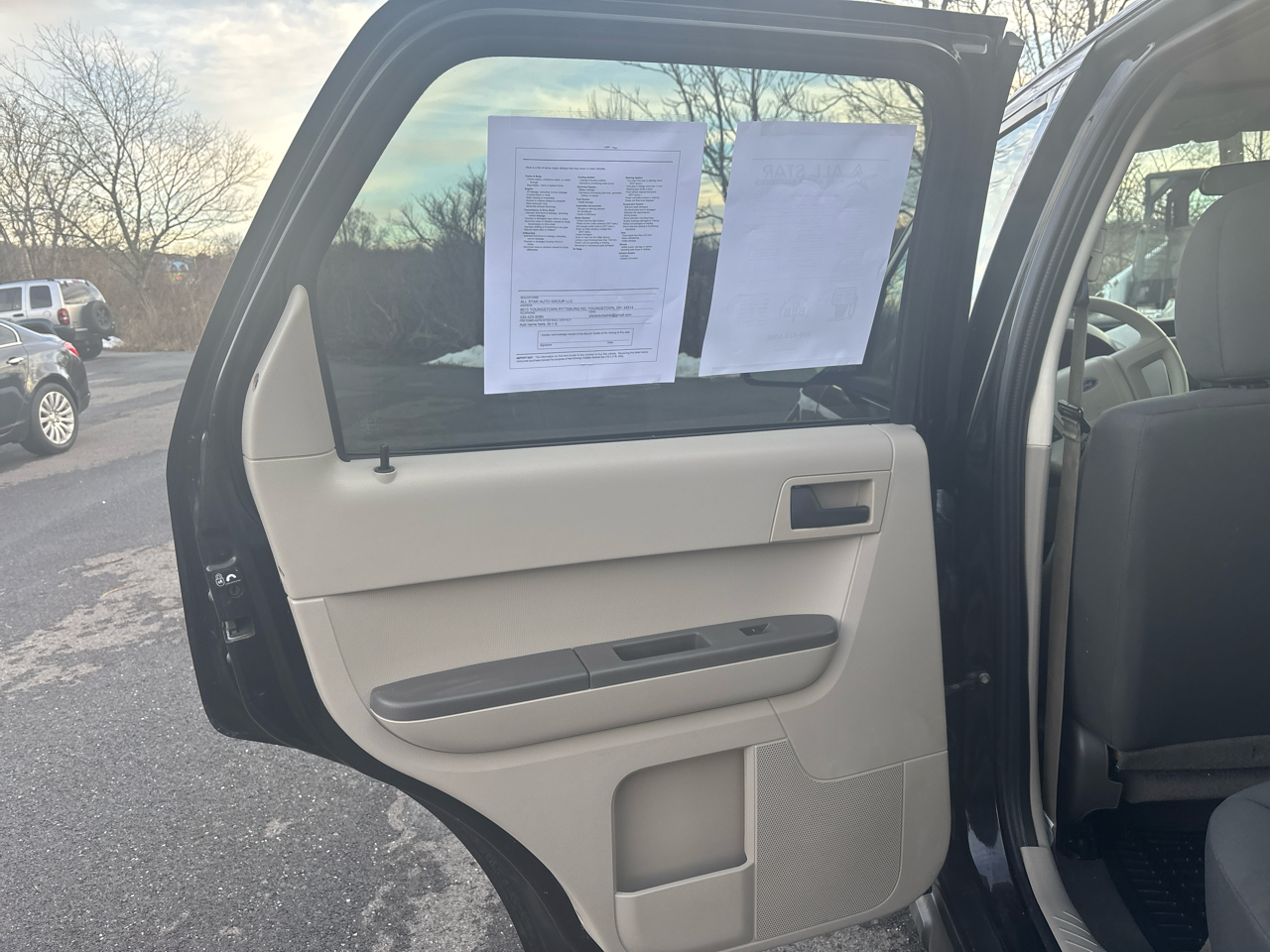 Ford Escape FWD 4dr XLS 2011