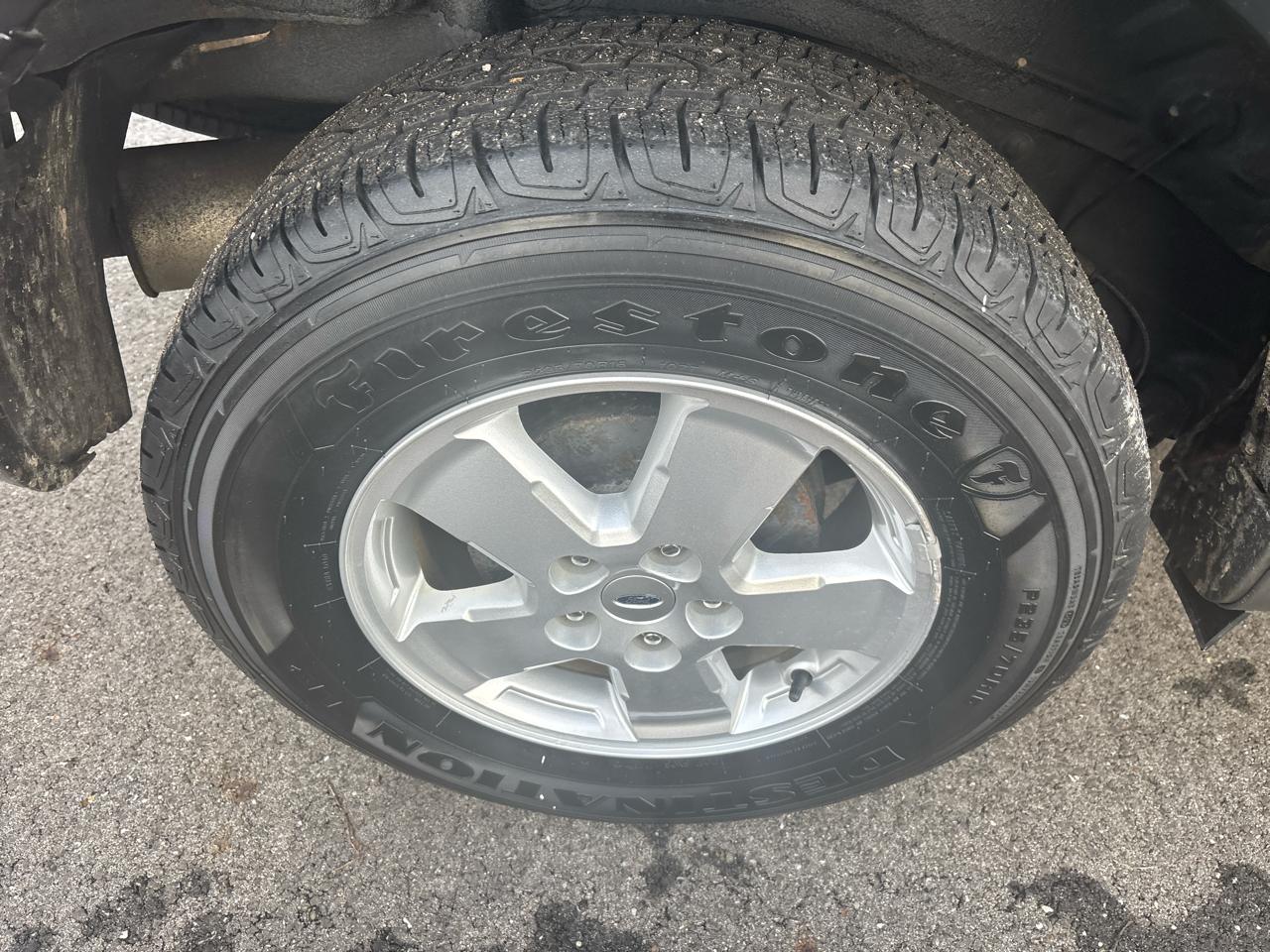 Ford Escape FWD 4dr XLS 2011