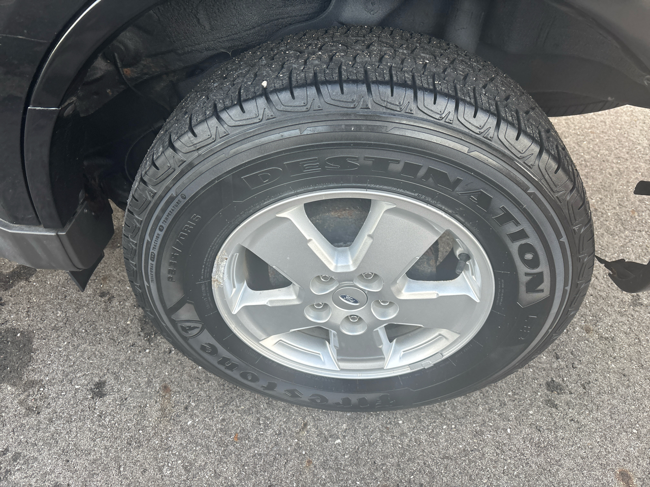 Ford Escape FWD 4dr XLS 2011