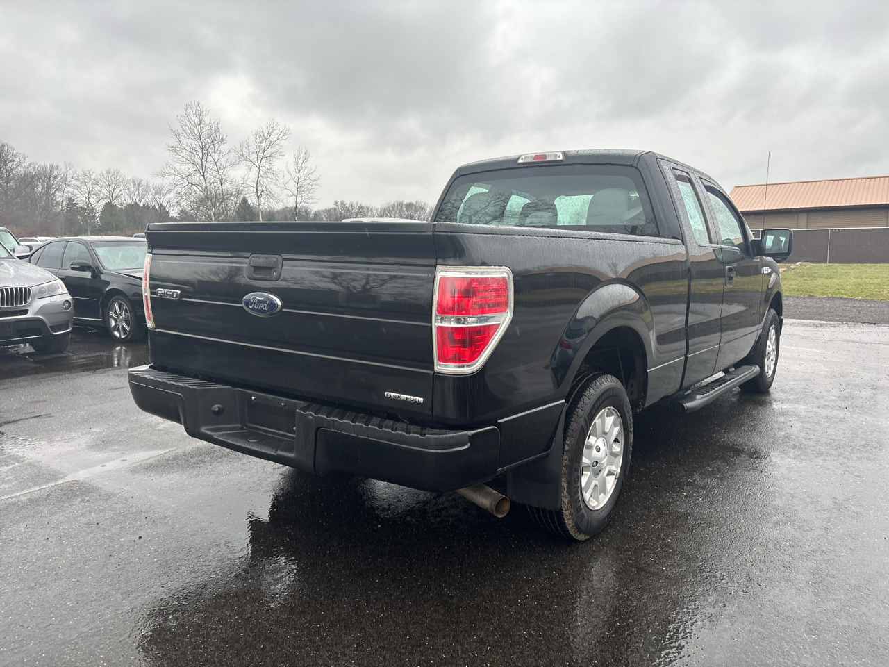 Ford F-150 2WD SuperCab 145" XL 2013