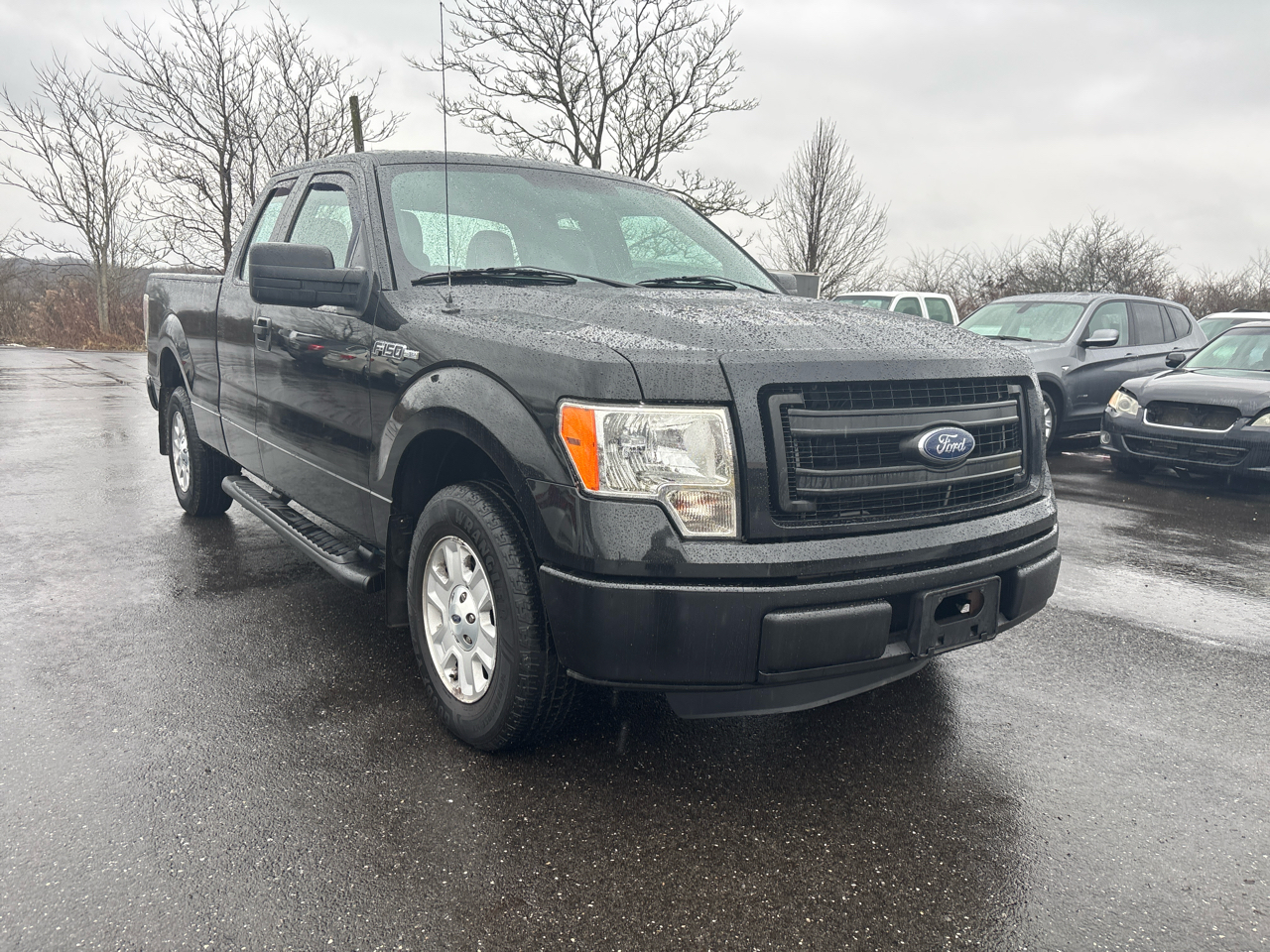 Ford F-150 2WD SuperCab 145" XL 2013