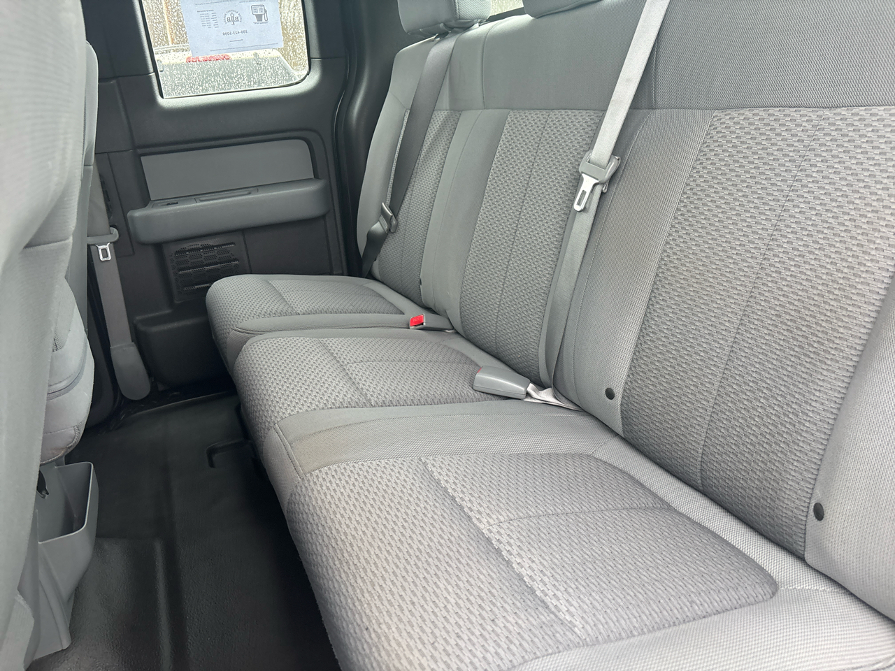 Ford F-150 2WD SuperCab 145" XL 2013