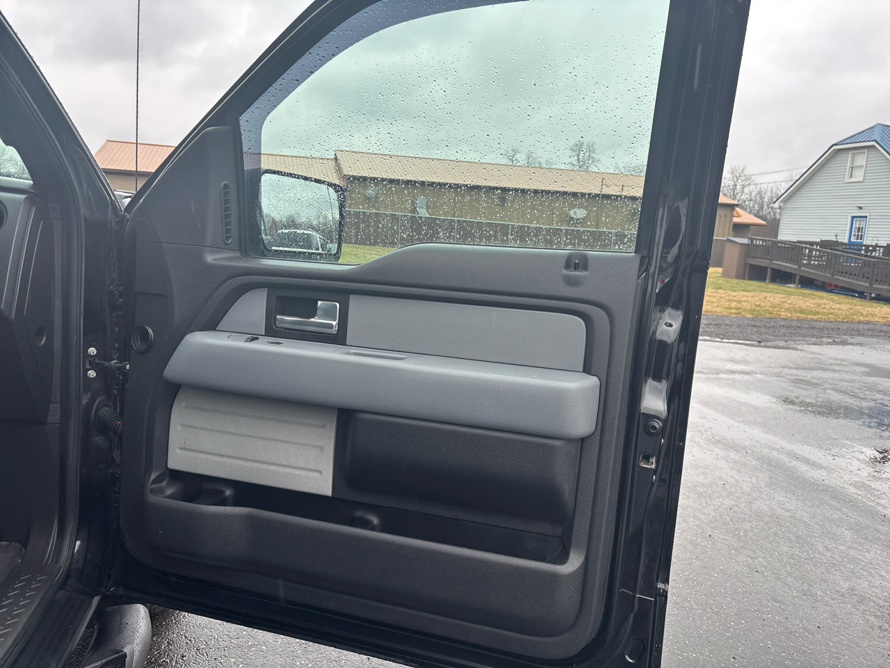 Ford F-150 2WD SuperCab 145" XL 2013