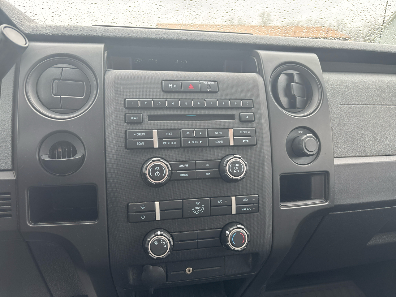 Ford F-150 2WD SuperCab 145" XL 2013