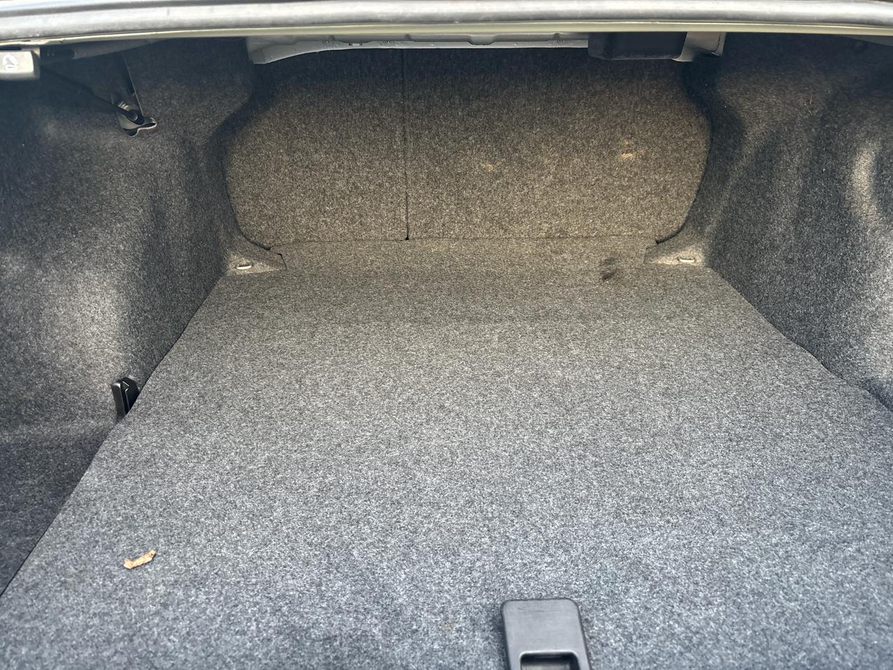 Volkswagen Passat 4dr Sdn 1.8T Auto Wolfsburg Ed PZEV 2014