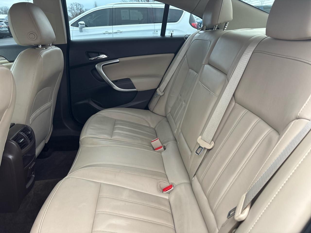 Buick Regal 4dr Sdn Turbo Premium 1 2013